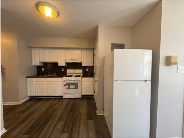 $755 / 2br - $$ Cozy 2BR / 1BA Apartment For Rent !! (Bayonne, NJ)63676257642497121