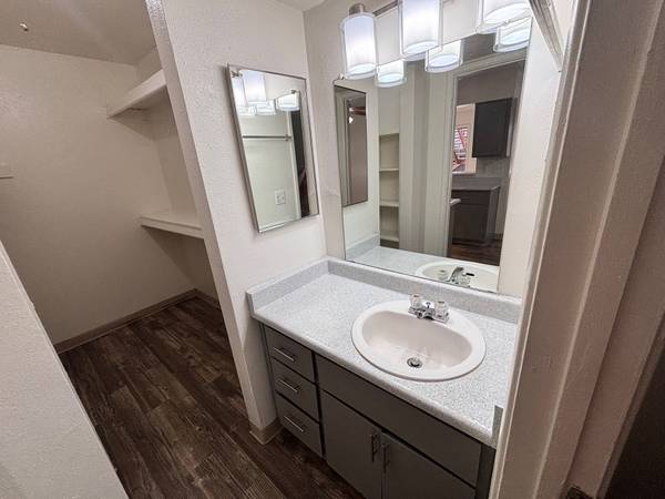$737 / 420ft2 - Oracle Palms Apts.- Ahora Aceptando Solicitudes (TUCSON)63674929047427124