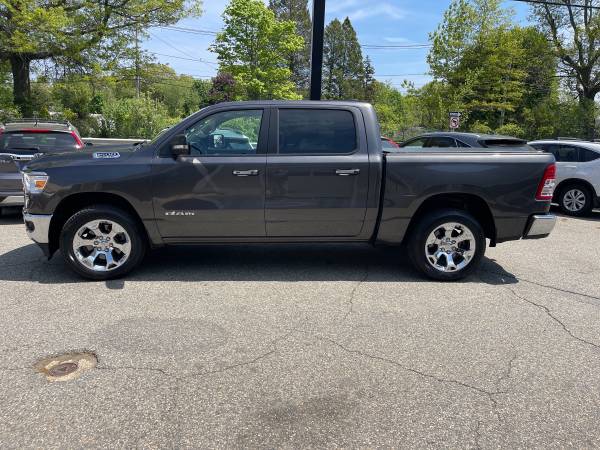 2019 Ram 1500 Big Horn, Historial de Servicio Excelente, Condición Fabulosa - $25,499 (Peabody)63623750857091122