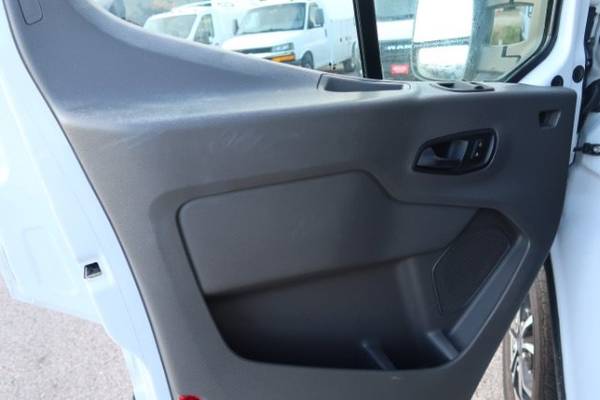 2021 Ford Transit T-250 - Photo 9