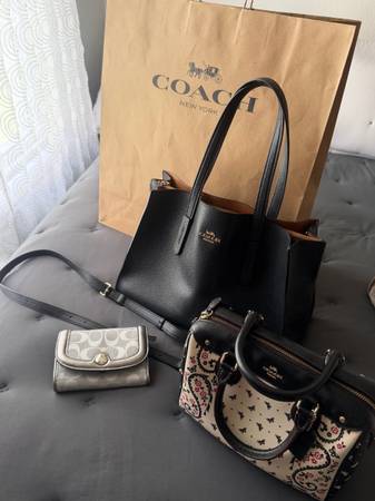 COACH Purse 1