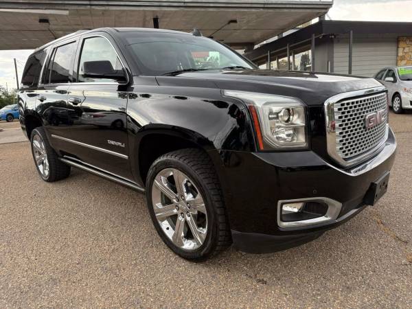 2017 GMC Yukon 4x4 4WD SUV Denali Sport Utility 4D - $32,999 (Colorado's Midway Motors)63619712123521121