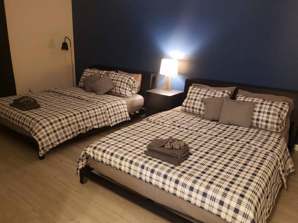 $700 / 1br - Weekly furnished studio Apt with WiFi and AC (Beverly Hills)63998005138178122