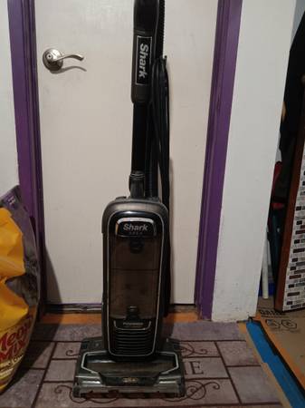 Shark HD Vacuum cleaner 1