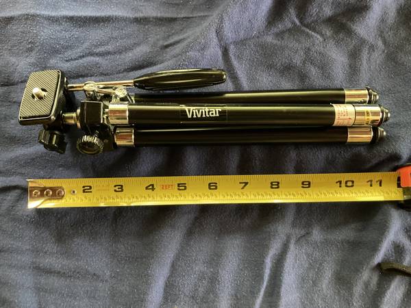 Vivitar compact tripod 1