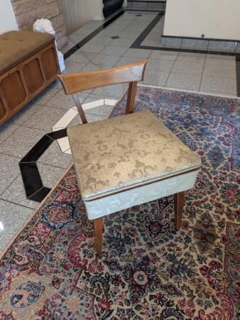 Vintage MCM Mid-Century Sewing Chair w/Storage 1