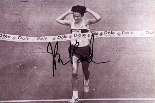 AUTO Joan Benoit 4x6 USA Olympics Gold Boston Marathon Winner Runner 1