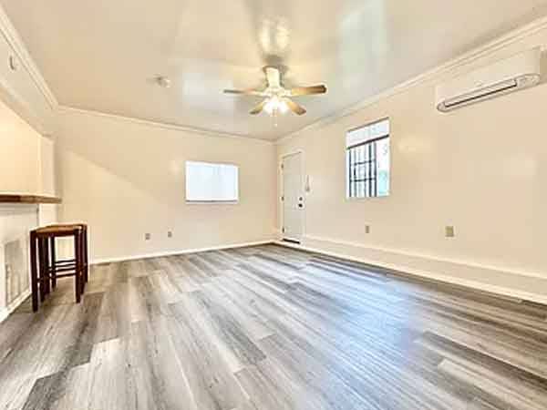 $850 / 450ft2 - ''Cozy Studio for rent.'' (3774 Moore St, Los Angeles, CA)63998005093762124