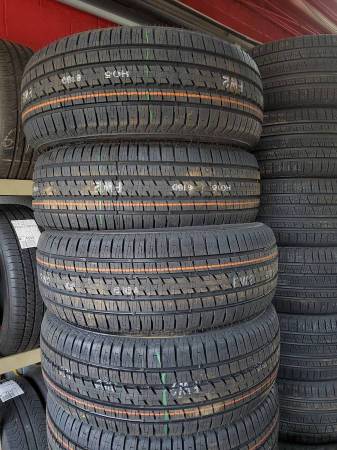 Tires 275 55 20 bridgestone dueler WHITE LETTERS 1