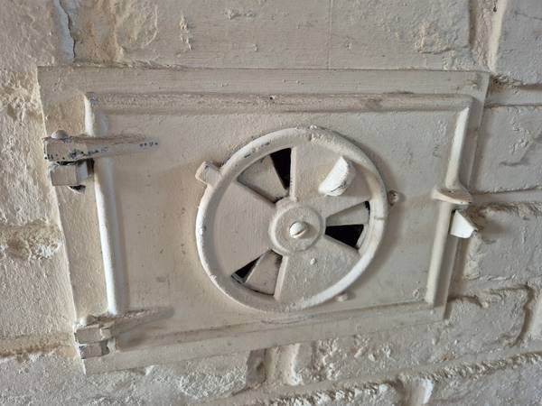 Ash cleanout door & Frame 7.5x10.5” 1