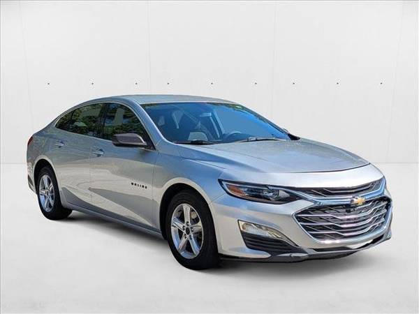 2019 Chevrolet Malibu Chevy LS Sedán - $12.991 (Llame al *(904) 637-7794* para confirmar disponibilidad al instante)63470246307203122