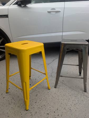 2  30" Counter Stools 1