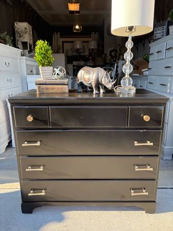 Solid wood black 4 drawer dresser with gold hardwear 1