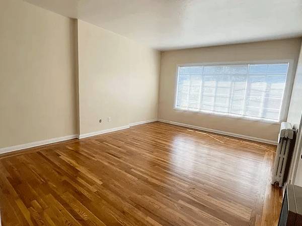 $900 / 1br - __1 bed 1 bath Apt___1360 Park St #9__ (alameda)64023721476226120
