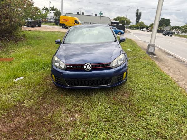2010 Volkswagen GTI 2.0T Hatchback Excellent Condition - $5,900 (Miami, Cutler Bay , South Dade)63480007504001122