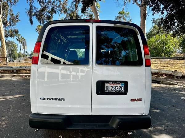 2008 GMC Savana 1500 Cargo - ¡Excelente estado y precio fantástico! - $10,995 (North Hollywood)63618183341825123
