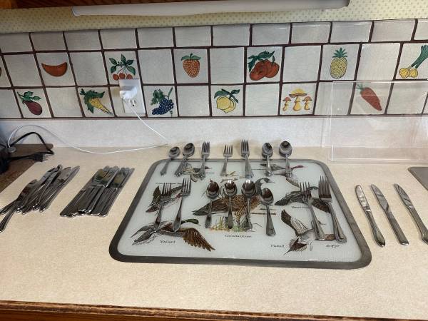 Silverware (mixed set) 1