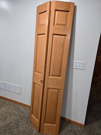 Closet doors 6-Panel Bi-Fold 1