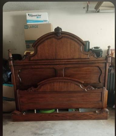 Victoria King Size bed frame 1