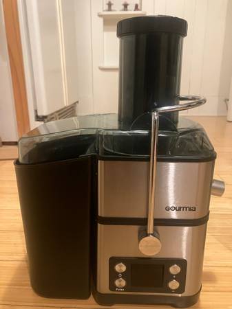 Gourmia Juicer 1