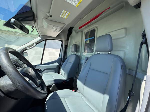 2019 Ford TRANSIT 250 3.7L - Photo 7