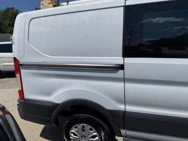2018 Ford Transit 250 3dr - Photo 14