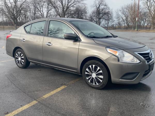 2017 Nissan versa SV fwd - $3,500 (SouthChicago)63619012251265123
