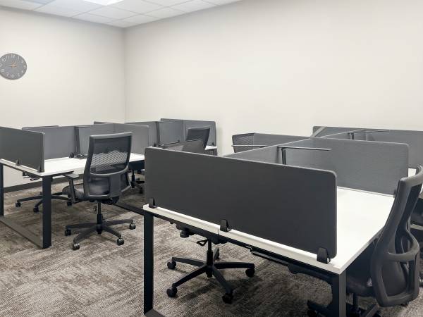 Dedicated Desk in a Shared Office Space - Only $499 1