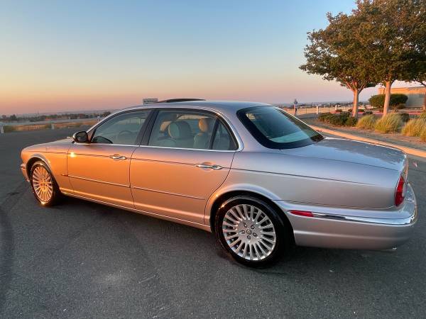 2005 jaguar xj8-L vanden plas 88k original miles - $4,000 (Antioch)63617825945859122