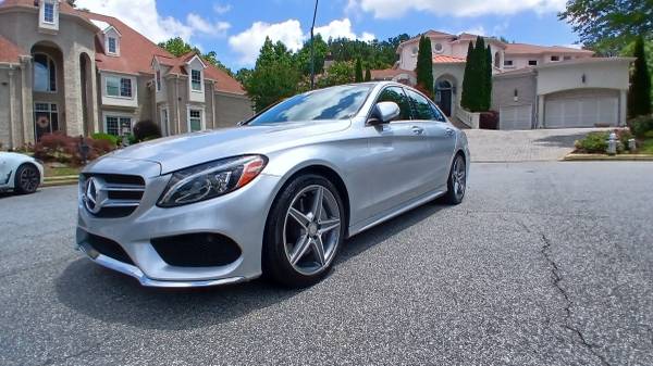 2015 Mercedes Benz C300 Sport AMG Rims Fully Loaded solo 62 mil millas AMG - $13,999 (Puedo hacer que este vehículo sea entregado en cualquier lugar de EE. UU.)63620699726849121