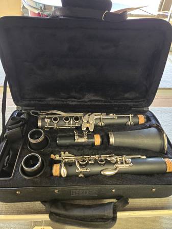 "My" Student Clarinet w/ Case 1