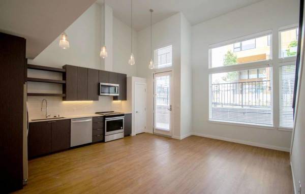 $2,522 / 1br - 771ft2 - Internet Ready, Featured amenity63934419893378122