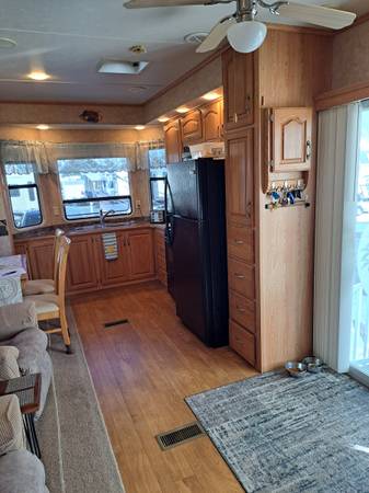 $30,000 / 1br - This lovely 2009 1 bed, 1 bath unit is priced to sell (Frostproof)64149648474113123