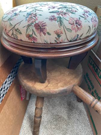 Yard sale photo
