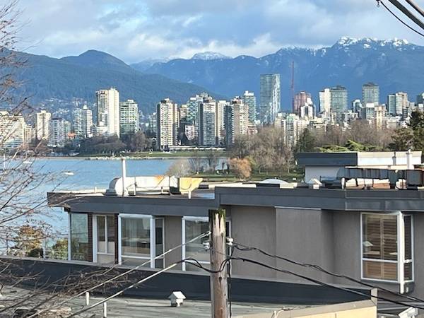 1 BLOCK TO BEACH! - Kitsilano-Laundry-Character-Dishwasher - Bright 1