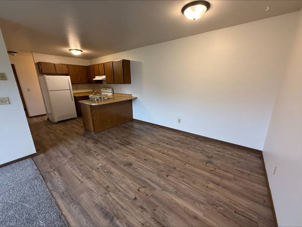 $995 / 2br - 750ft2 - 🌟 2HAB/1BA – $995/mes – TODOS los servicios incluidos – Disponible AHORA Eau Claire (Eau Claire, WI)63845959540611124