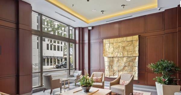 $2,100 / 1br - 800ft2 - Condo for rent 401 east Ontario (Chicago)64041646379649121