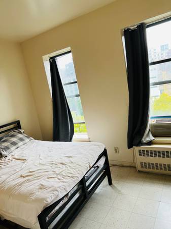 $1,500 Habitación completamente amueblada a 5 minutos a pie del parque central norte (Nueva York)63698533980929123