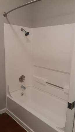 $2,000 / 2br - 830ft2 - Piscina y Spa, Estacionamiento Asignado (Cochera/Cubierto) (Elk Grove)63790861544451124