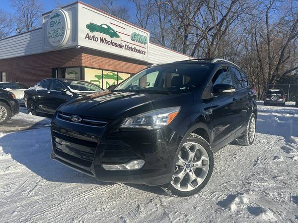 2016 Ford escape titanium 4wd 1