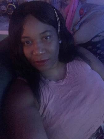 Female seeking room for rent 1
