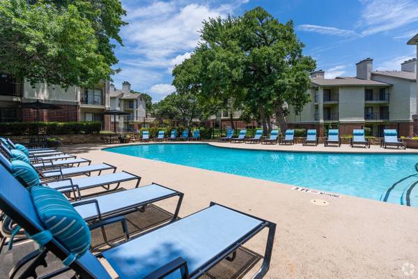 Granite Countertops, Dishwasher, Ice Maker 1