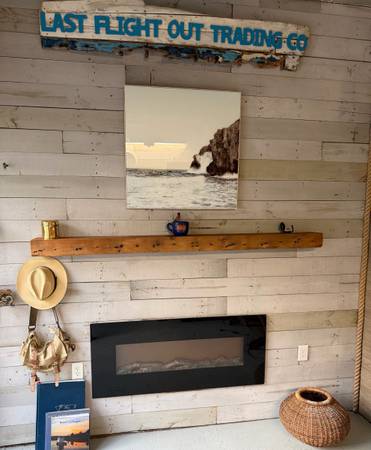 FirePlace Mantle / Floating Beam Shelf, Wisconsin Barnwood Beam, Square Nails, D 1