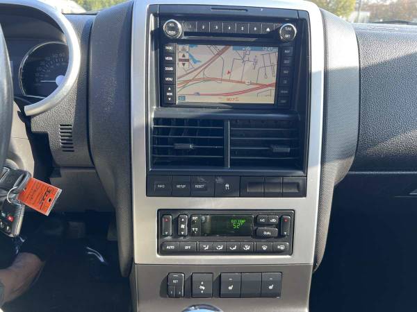 2009 MERCURY MOUNTAINEER with the PREMIER PACKAGE - CARFAX CERTIFIED - $6,890 (AWESOME vehicles, FAIR prices)63470583059201124