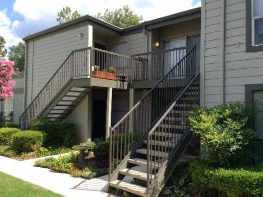 $895 / 1br - 705ft2 - Experience the Ultimate in Comfort with Vaulted Ceilings (Jenks school district City of tulsa)63806171261185121
