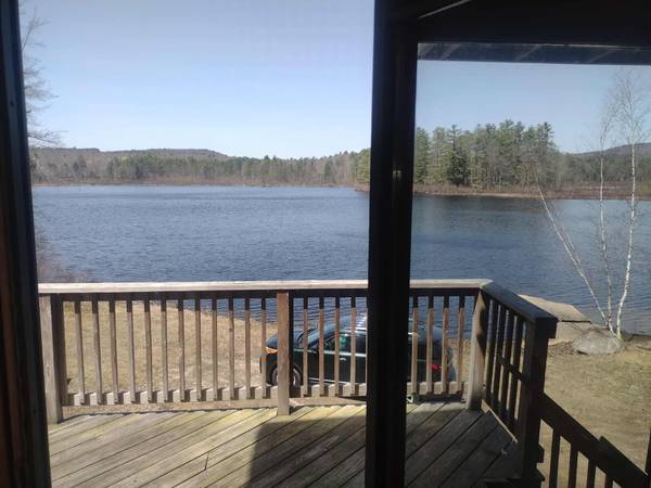 $1,800 / 4br - Waterfront winter rental - Spacious, furnished house w/gorgeous views! (New Durham)63931920697602122