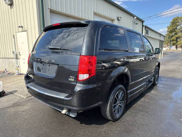 2016 DODGE CARAVAN WHEELCHAIR VAN SIDE ENTRY POWER RAMP - $38,999 (Huge BraunAbility wheelchair Van Center 40 on 1 lot)63623667389185122