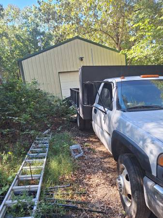 2003 GMC 1 ton 1