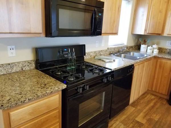 $1,999 / 2br - 1025ft2 - Cat and Dog Heaven! Amazing Pet-Friendly Community! 2 Bed / 2 Bath (Anchorage)63991794166786123