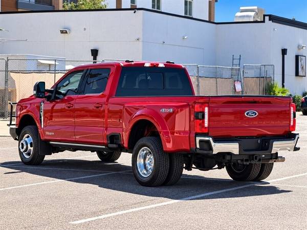 2023 Ford F-350 4x4 4WD - Photo 5